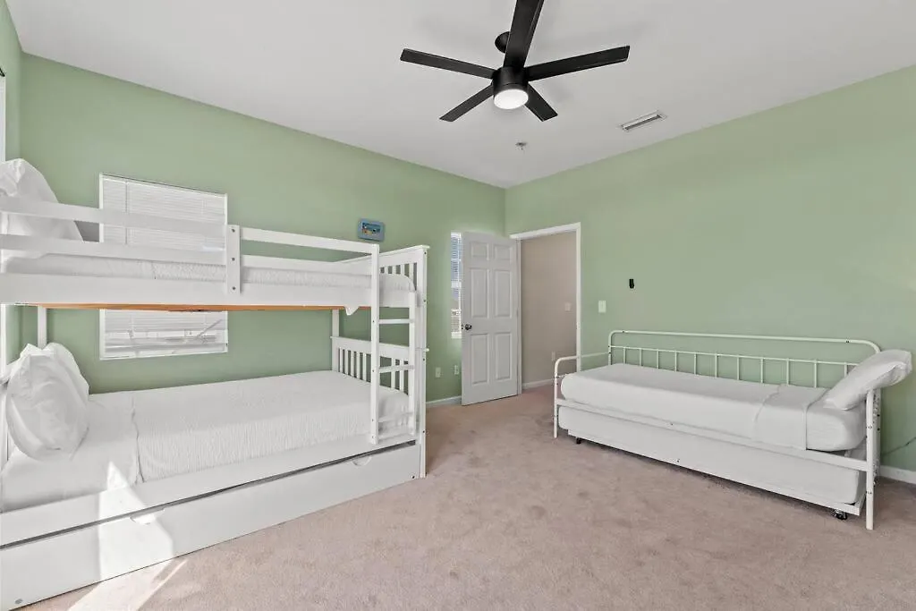 Shells And Bells Ocean Paradise - Sleeps 24, 2 Private Pools Panama City Beach 0*,