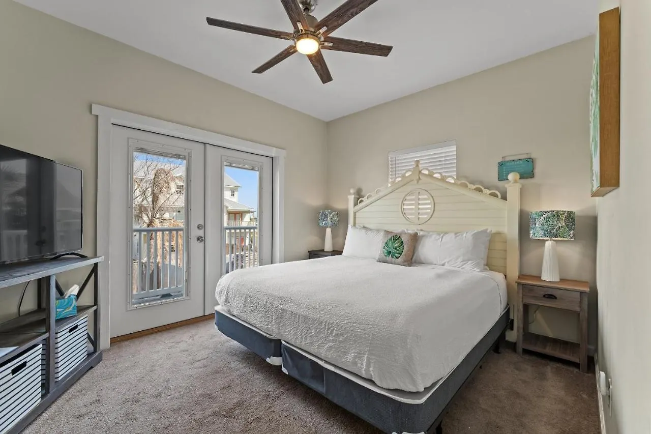 Shells And Bells Ocean Paradise - Sleeps 24, 2 Private Pools Panama City Beach 0*,  United States
