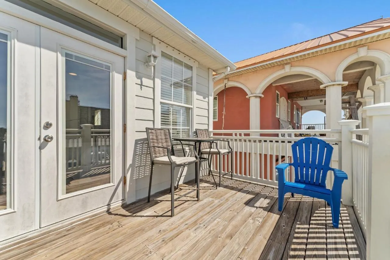 Shells And Bells Ocean Paradise - Sleeps 24, 2 Private Pools Panama City Beach 0*,