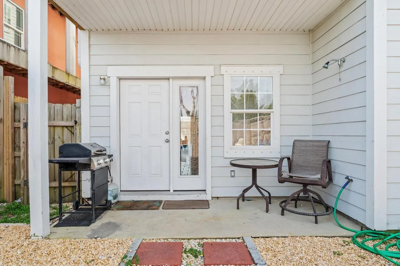 Shells And Bells Ocean Paradise - Sleeps 24, 2 Private Pools Panama City Beach Holiday home